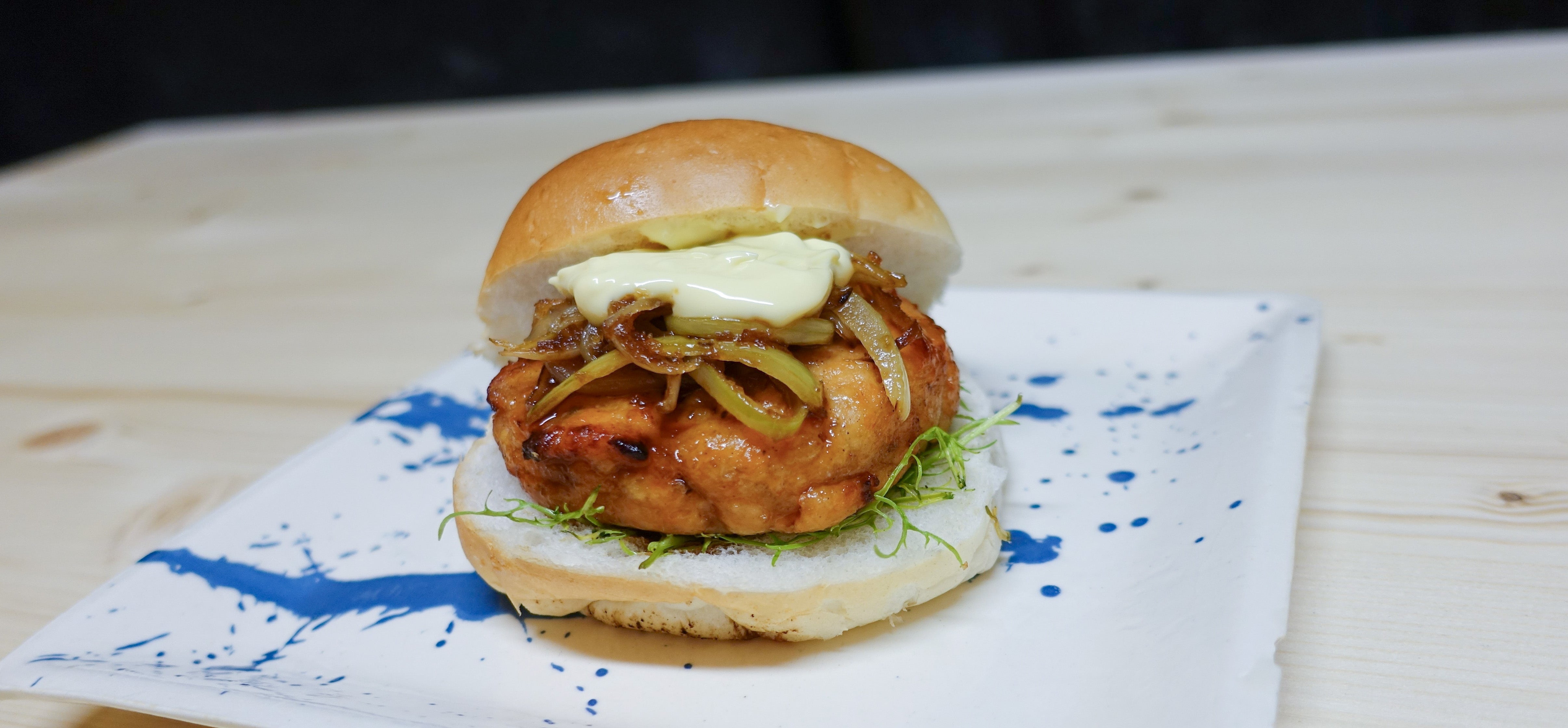 Zalm teriyaki burger